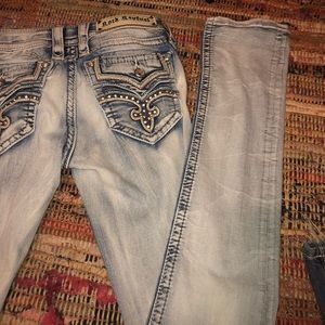 Straight legged size 25 rock revivals!